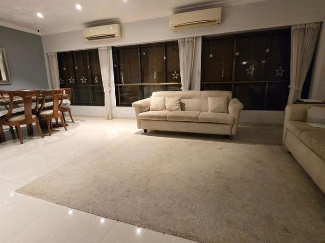 Rental | 3 BHK + Study Room 1670 Sq.Ft. Apartment in Venus Apartments Cuffe Parade