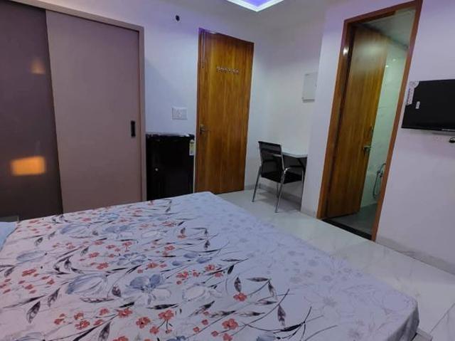 Rental | 3 BHK + Study Room 1699 Sq.Ft. Apartment in DLF Capital Greens Phase 3