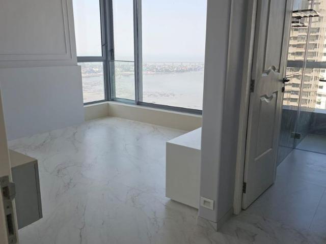 Rental | 3 BHK + Study Room 1740 Sq.Ft. Apartment in Hubtown 25 South