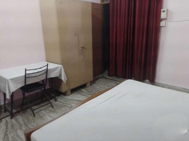 Rental | 3 BHK + Study Room 1800 Sq.Ft. Apartment in Hazratganj