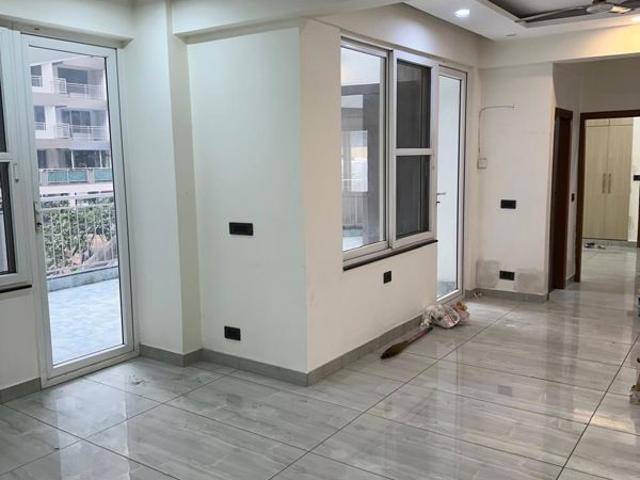 Rental | 3 BHK + Study Room 1950 Sq.Ft. Apartment in Ram Shanti Apartment