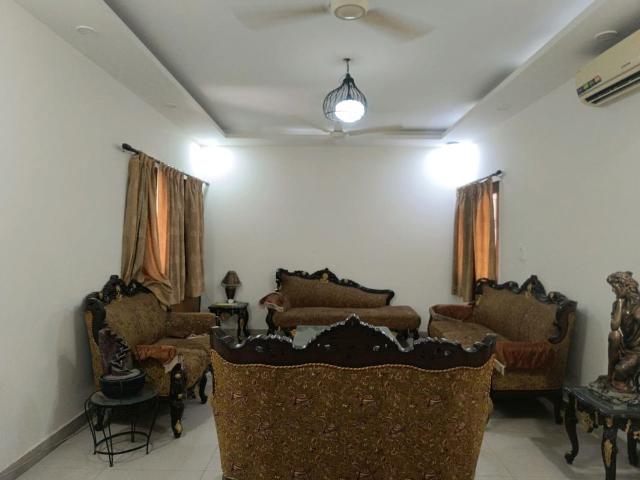 Rental | 3 BHK + Study Room 2000 Sq.Ft. Apartment in Vasant Kunj