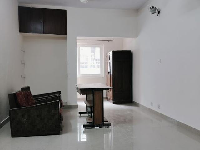 Rental | 3 BHK + Study Room 2000 Sq.Ft. Apartment in Vasant Kunj