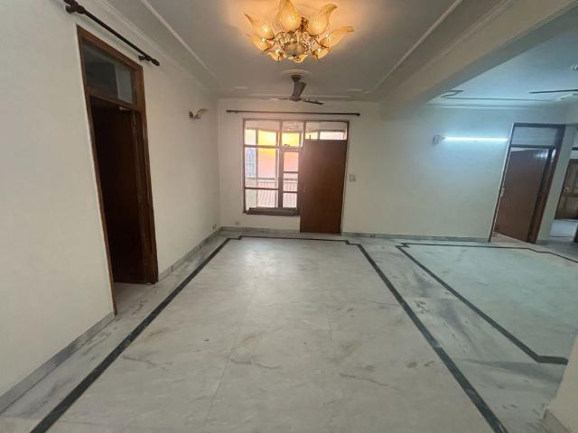 Rental | 3 BHK + Study Room 2000 Sq.Ft. Apartment in Ardee City The Residency