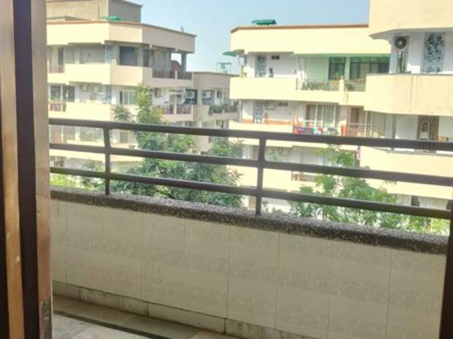 Rental | 3 BHK + Study Room 2000 Sq.Ft. Apartment in Dwarka