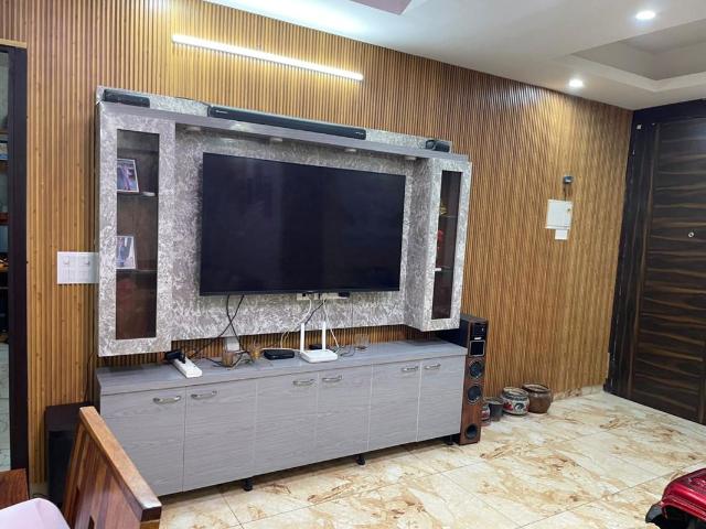 Rental | 3 BHK + Study Room 2000 Sq.Ft. Apartment in NH 24