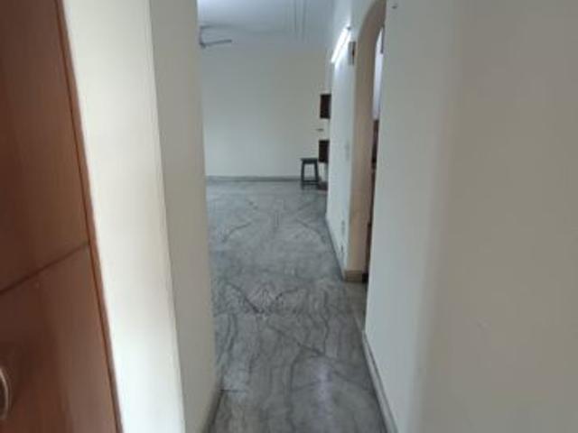 Rental | 3 BHK + Study Room 2000 Sq.Ft. Independent House in RWA Apartments Sector 50