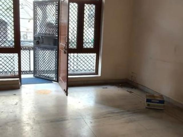 Rental | 3 BHK + Study Room 200 Sq.Mt. Villa in Sector 41