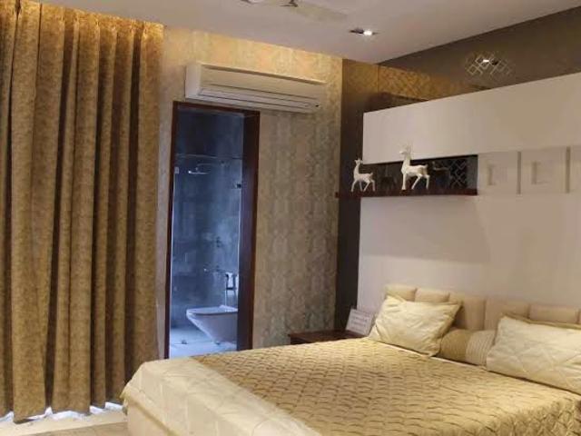 Rental | 3 BHK + Study Room 2072 Sq.Ft. Apartment in Sector 65