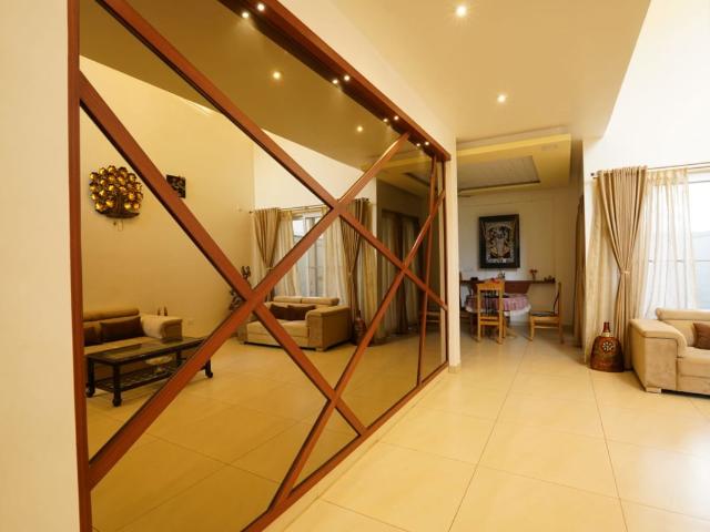Rental | 3 BHK + Study Room 2250 Sq.Ft. Apartment in Karle Zenith