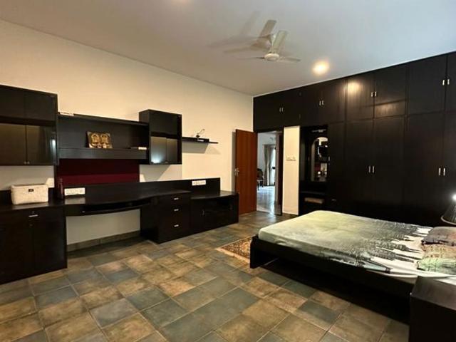 Rental | 3 BHK + Study Room 2500 Sq.Ft. Apartment in Richmond Premier