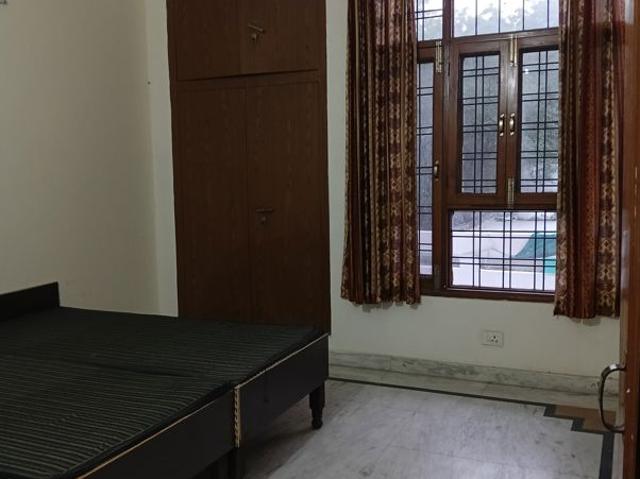 Rental | 3 BHK + Study Room 3230 Sq.Ft. Independent House in Sector 21