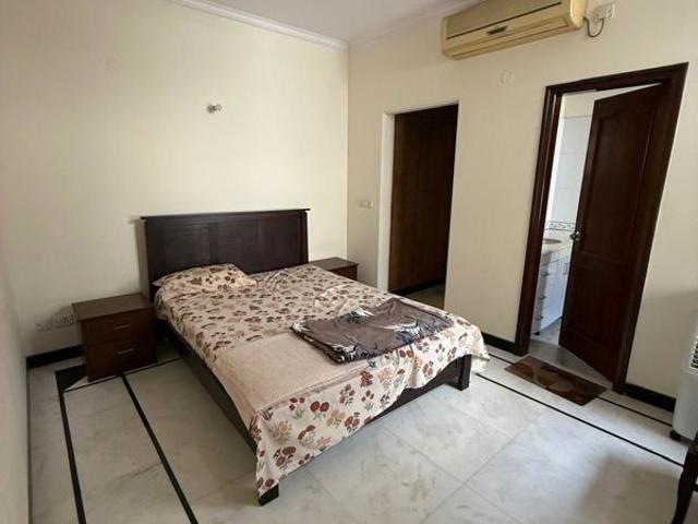 Rental | 3 BHK + Study Room 350 Sq.Yd. Apartment in Sushant Lok I