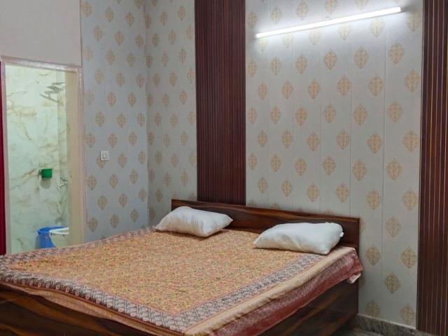 Rental | 3 BHK + Study Room,Extra Room,Store Room 3549 Sq.Ft. Independent House in Sector 23