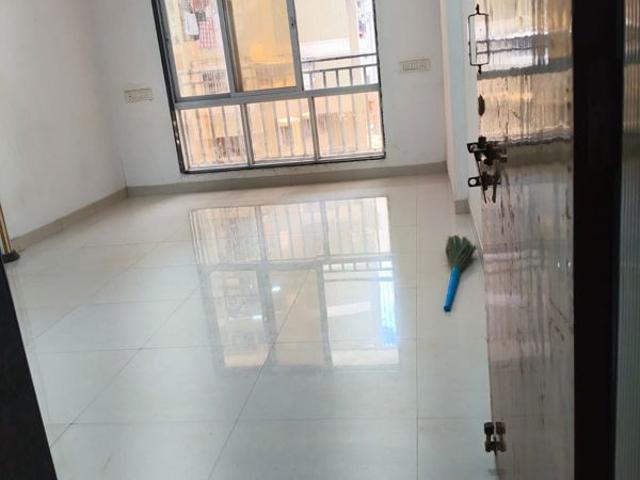 Rental | 3 BHK + Study Room,Extra Room 1050 Sq.Ft. Apartment in Oberoi Eternia