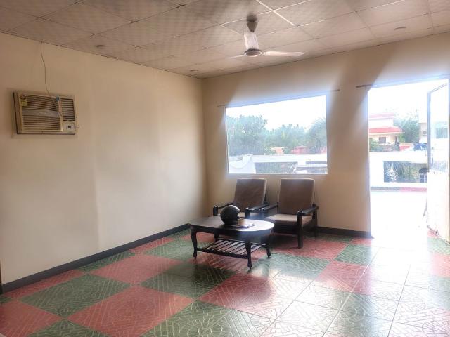Rental | 3 BHK + Study Room,Extra Room 3120 Sq.Ft. Independent House in Sector 21