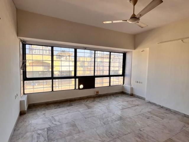 Rental | 3 BHK + Study Room,Store Room 1632 Sq.Ft. Apartment in Versova