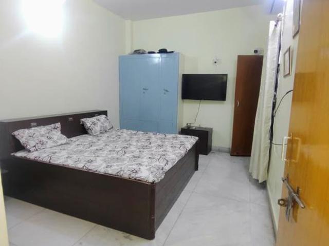 Rental | 3 BHK + Study Room,Store Room 1700 Sq.Ft. Apartment in Mahalaxmi Apartments Mahanagar