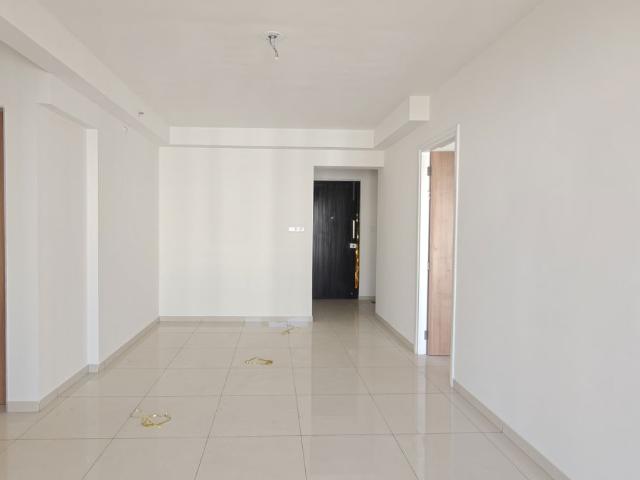 Rental | 3 BHK + Store Room 927 Sq.Ft. Apartment in Godrej Emerald