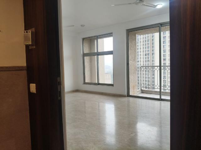 Rental | 3 BHK + Store Room 1000 Sq.Ft. Apartment in Hiranandani Estate Pelican