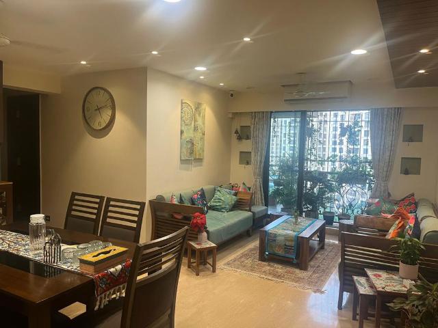 Rental | 3 BHK + Store Room 1350 Sq.Ft. Apartment in Lake Home