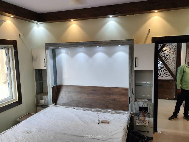 Rental | 3 BHK + Store Room 1550 Sq.Ft. Apartment in LDA Parijaat Apartments