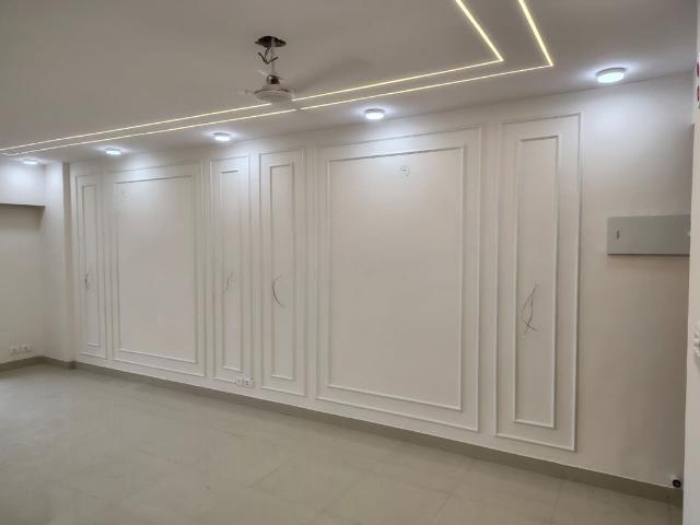 Rental | 3 BHK + Store Room 1550 Sq.Ft. Apartment in Sector 5 Dwarka
