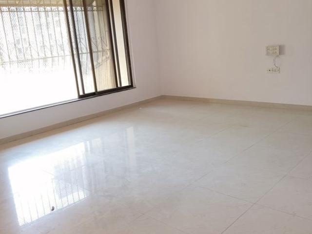 Rental | 3 BHK + Store Room 1600 Sq.Ft. Apartment in Valencia Apartment
