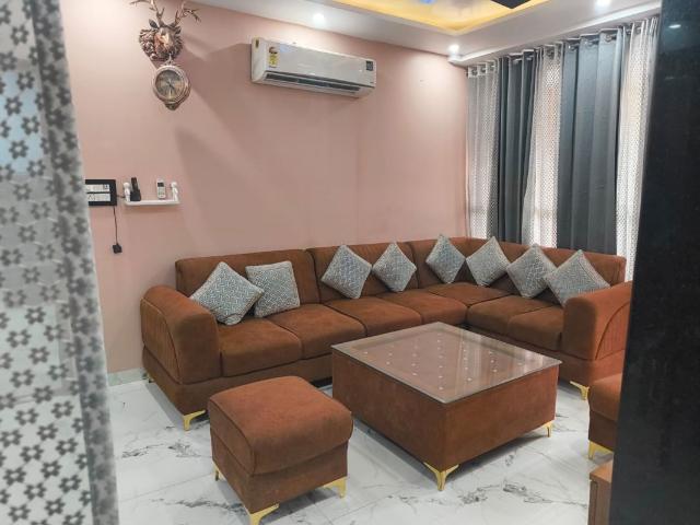 Rental | 3 BHK + Store Room 1600 Sq.Ft. Apartment in Dwarka
