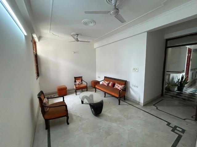 Rental | 3 BHK + Store Room 1600 Sq.Ft. Apartment in Sector 12 Dwarka