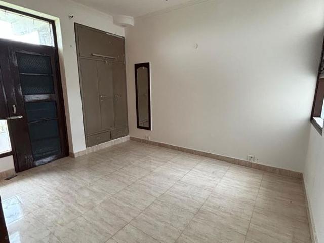 Rental | 3 BHK + Store Room 1650 Sq.Ft. Apartment in Dwarka