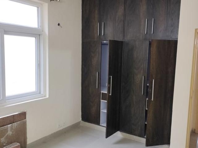 Rental | 3 BHK + Store Room 1650 Sq.Ft. Apartment in Rohtas Plumeria