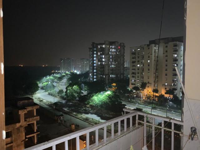 Rental | 3 BHK + Store Room 1650 Sq.Ft. Apartment in Saraswati Apartments