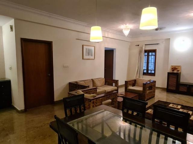 Rental | 3 BHK + Store Room 1700 Sq.Ft. Apartment in Benson Town