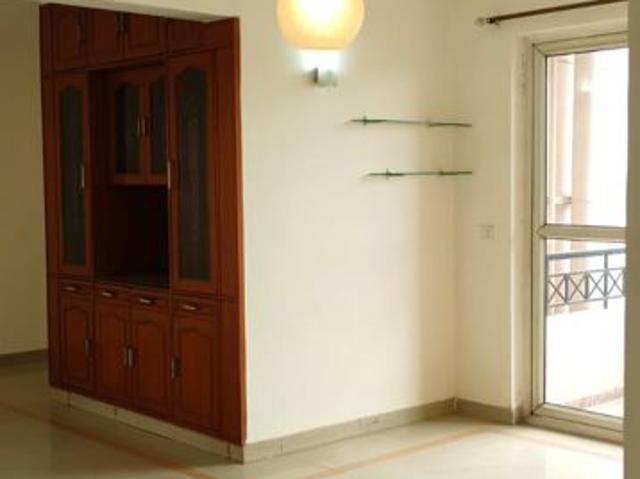 Rental | 3 BHK + Store Room 1805 Sq.Ft. Apartment in Orchid Petals