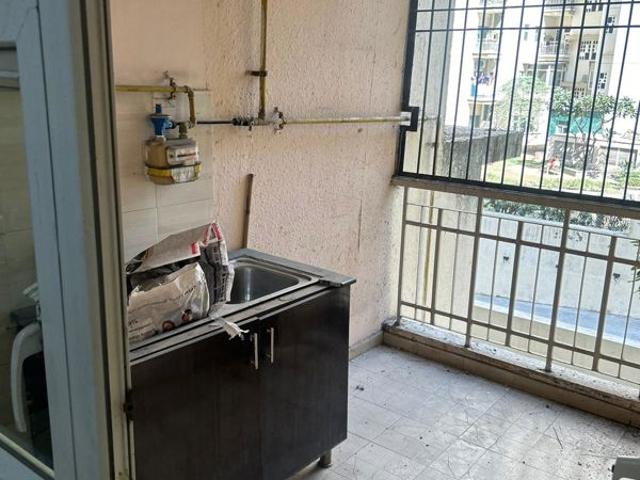 Rental | 3 BHK + Store Room 1836 Sq.Ft. Apartment in Amrapali Hanging Gardens