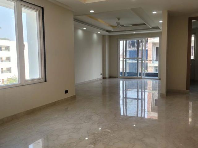 Rental | 3 BHK + Store Room 1900 Sq.Ft. Apartment in DLF Alameda Independent Floors