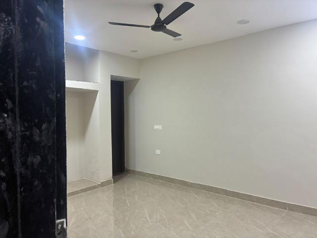 Rental | 3 BHK + Store Room 2000 Sq.Ft. Villa in Sector 45