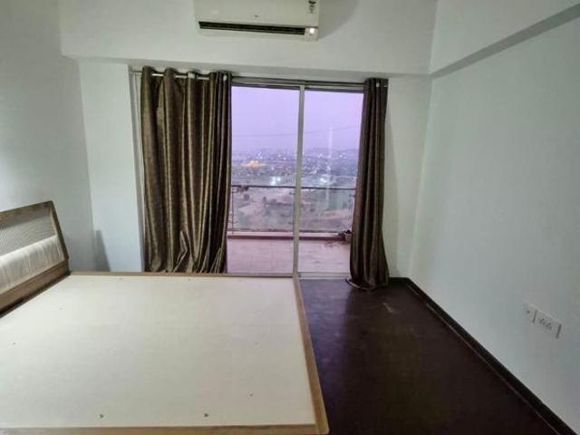 Rental | 3 BHK + Store Room 2050 Sq.Ft. Apartment in Lodha Belmondo