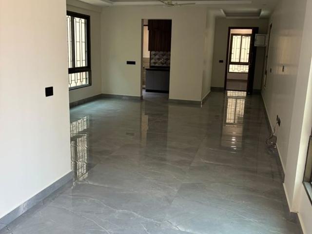 Rental | 3 BHK + Store Room 2100 Sq.Ft. Apartment in Benson Town