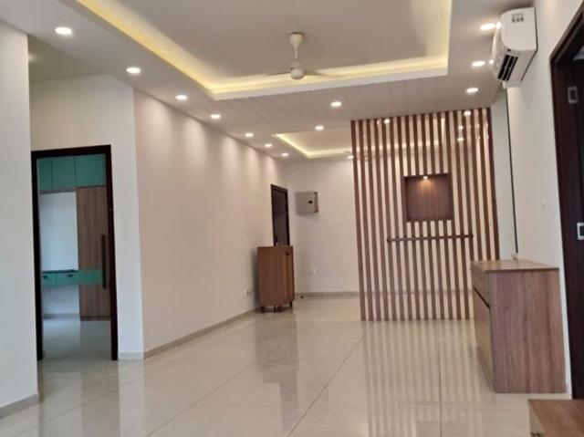 Rental | 3 BHK + Store Room 2250 Sq.Ft. Apartment in Halasuru