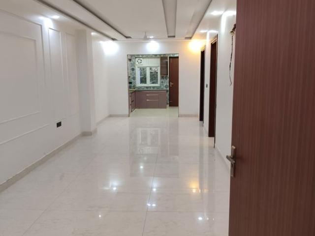 Rental | 3 BHK + Store Room 2500 Sq.Ft. Apartment in Vijayant Enclave