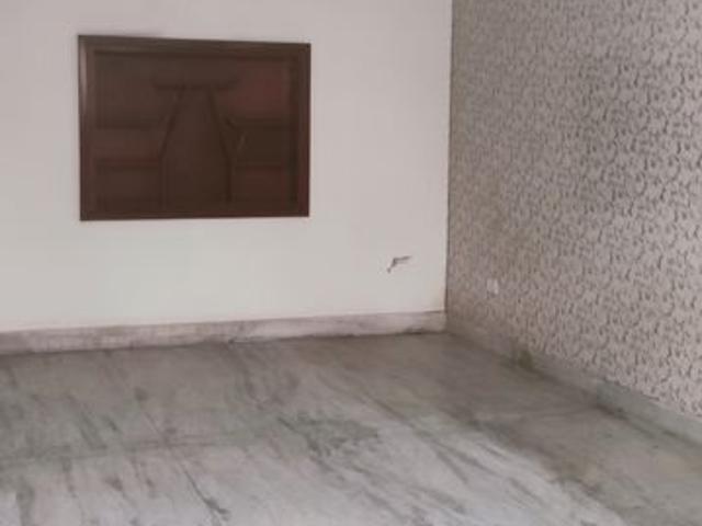 Rental | 3 BHK + Store Room 2700 Sq.Ft. Independent House in Sector 37
