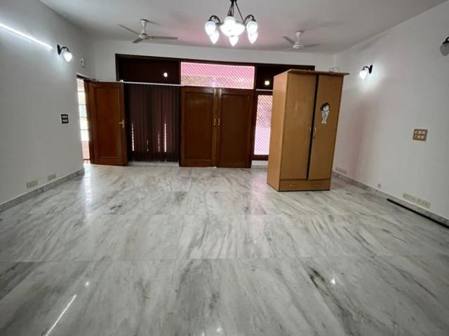 Rental | 3 BHK + Store Room 3200 Sq.Ft. Independent House in Sector 46