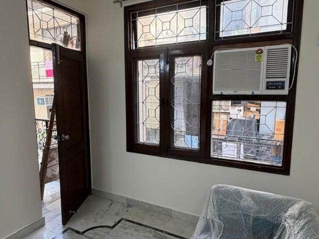 Rental | 3 BHK + Pooja Room 1000 Sq.Ft. Apartment in Panchsheel Vihar