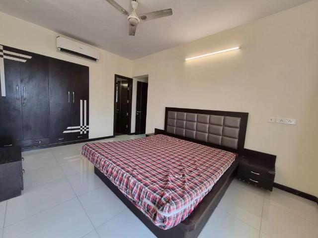 Rental | 3 BHK + Pooja Room 1000 Sq.Ft. Apartment in Soham Tropical Lagoon