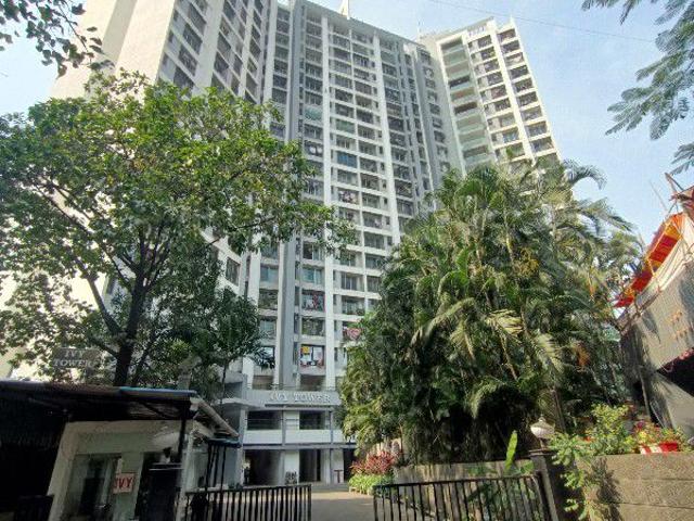 Rental | 3 BHK + Pooja Room 1200 Sq.Ft. Apartment in Vasant Valley Ivy Tower