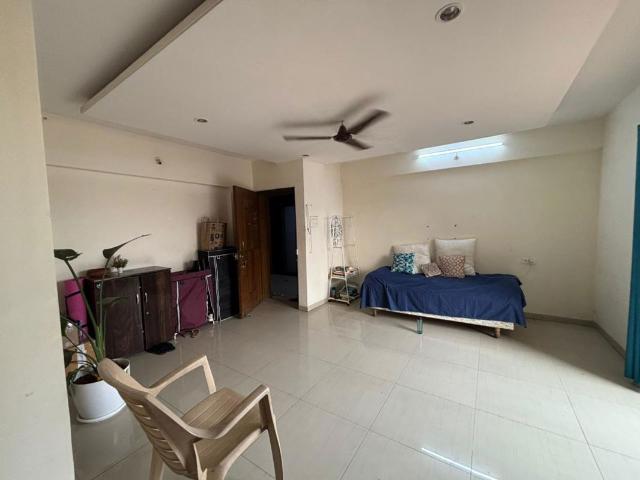 Rental | 3 BHK + Pooja Room 1200 Sq.Ft. Apartment in G K Dwarka Queens Park