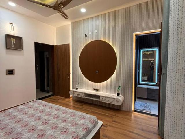 Rental | 3 BHK + Pooja Room 1200 Sq.Ft. Apartment in Lotus Aurus
