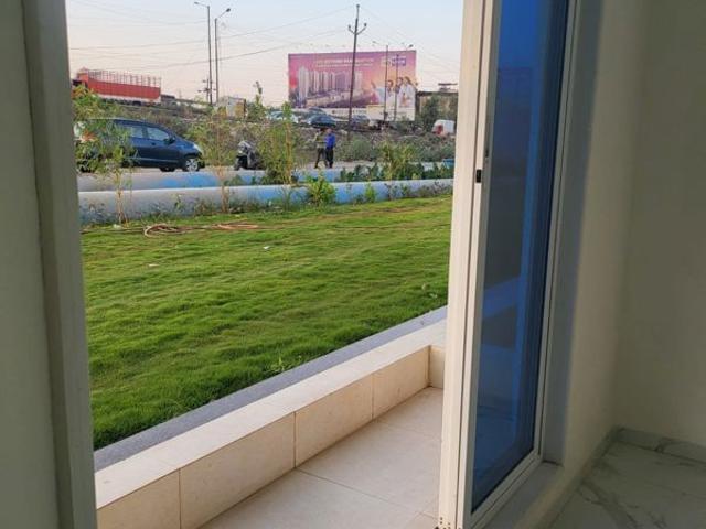 Rental | 3 BHK + Pooja Room 1300 Sq.Ft. Apartment in Cosmos Horizon